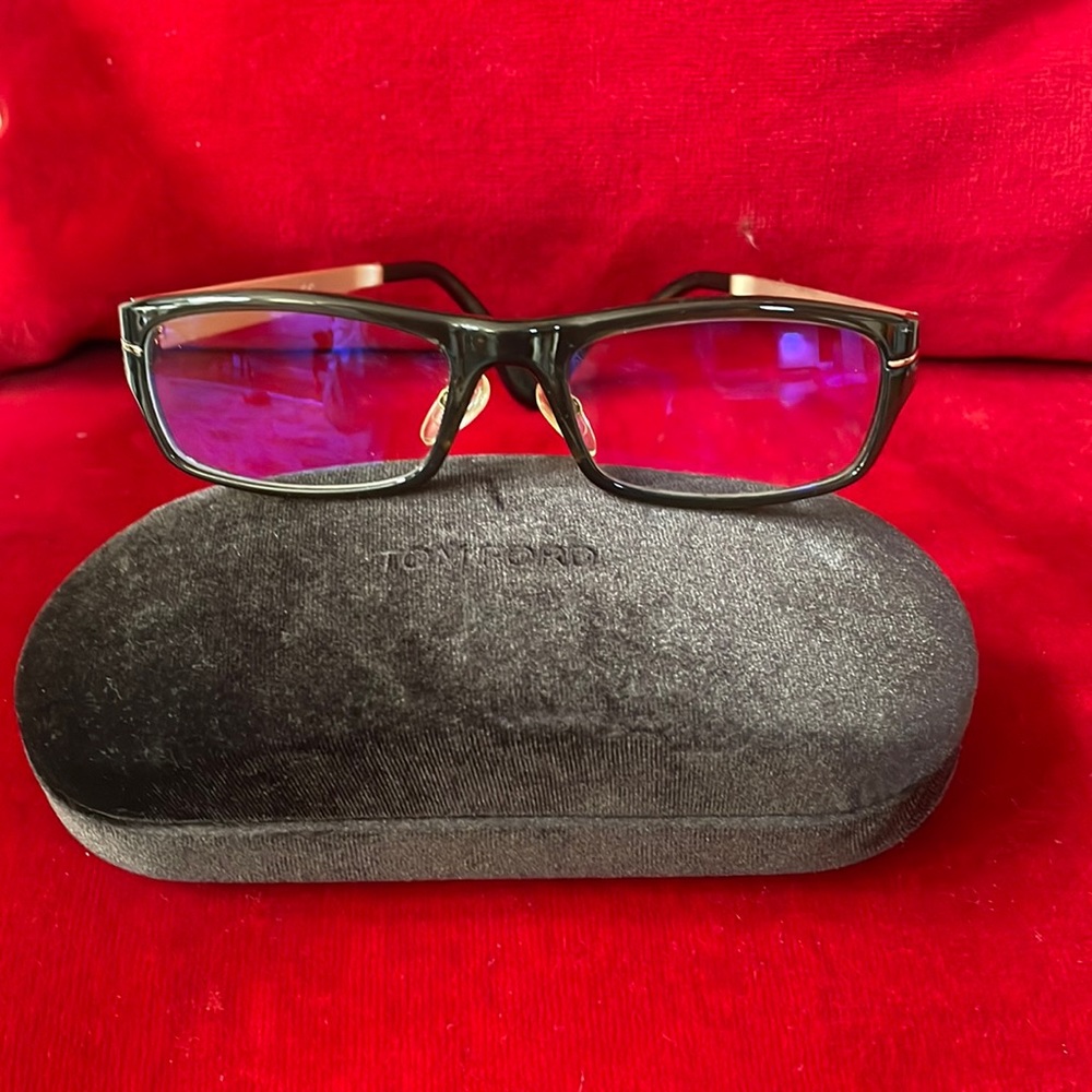 Tom Ford vision glasses frame